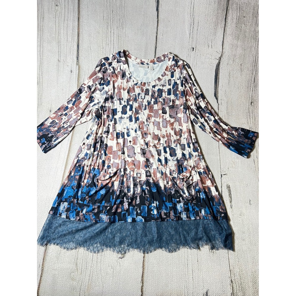 LOGO Lori Goldstein Tunic Women 1X Blue Brown Abstract Lace Hem Boho Top